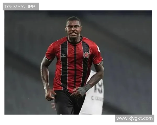 深圳足球队的速度之谜:从训练到比赛的全景揭秘 深圳足球队的速度之谜:从训练到比赛的全景揭秘